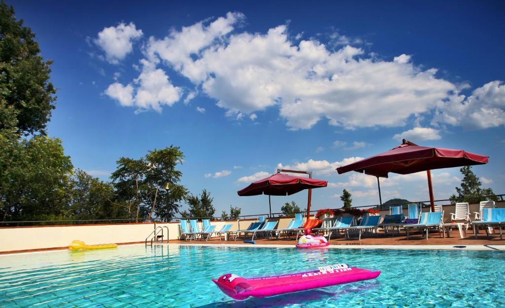 Albergo Centopini Gemmano ภายนอก รูปภาพ