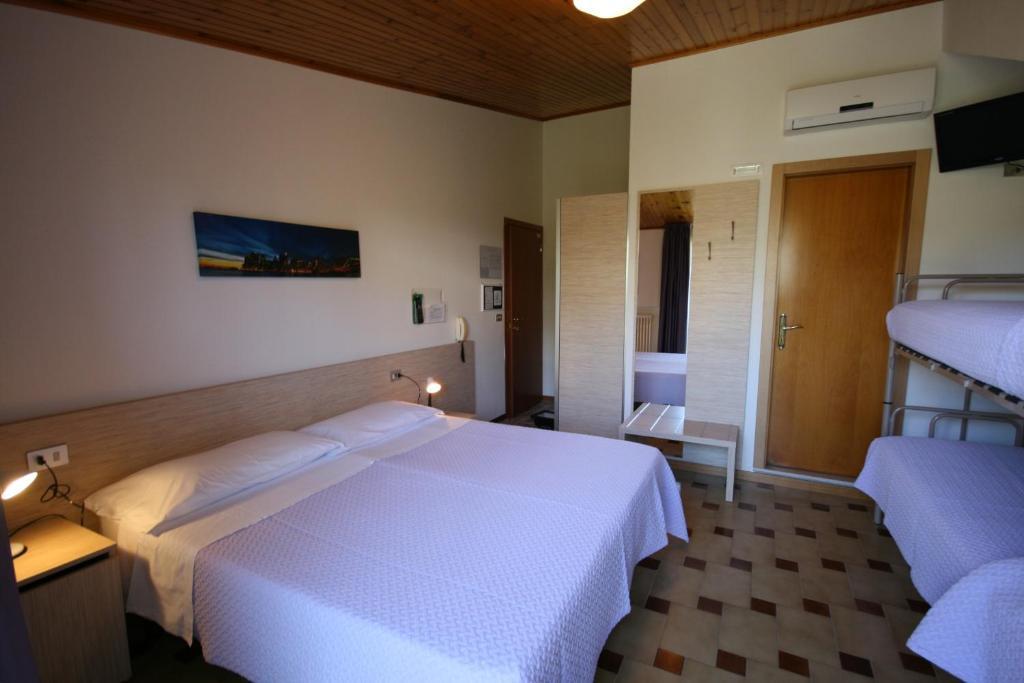 Albergo Centopini Gemmano ห้อง รูปภาพ