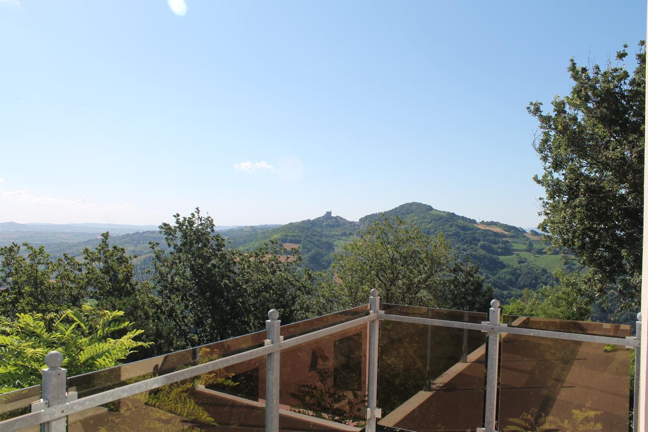 Albergo Centopini Gemmano ภายนอก รูปภาพ