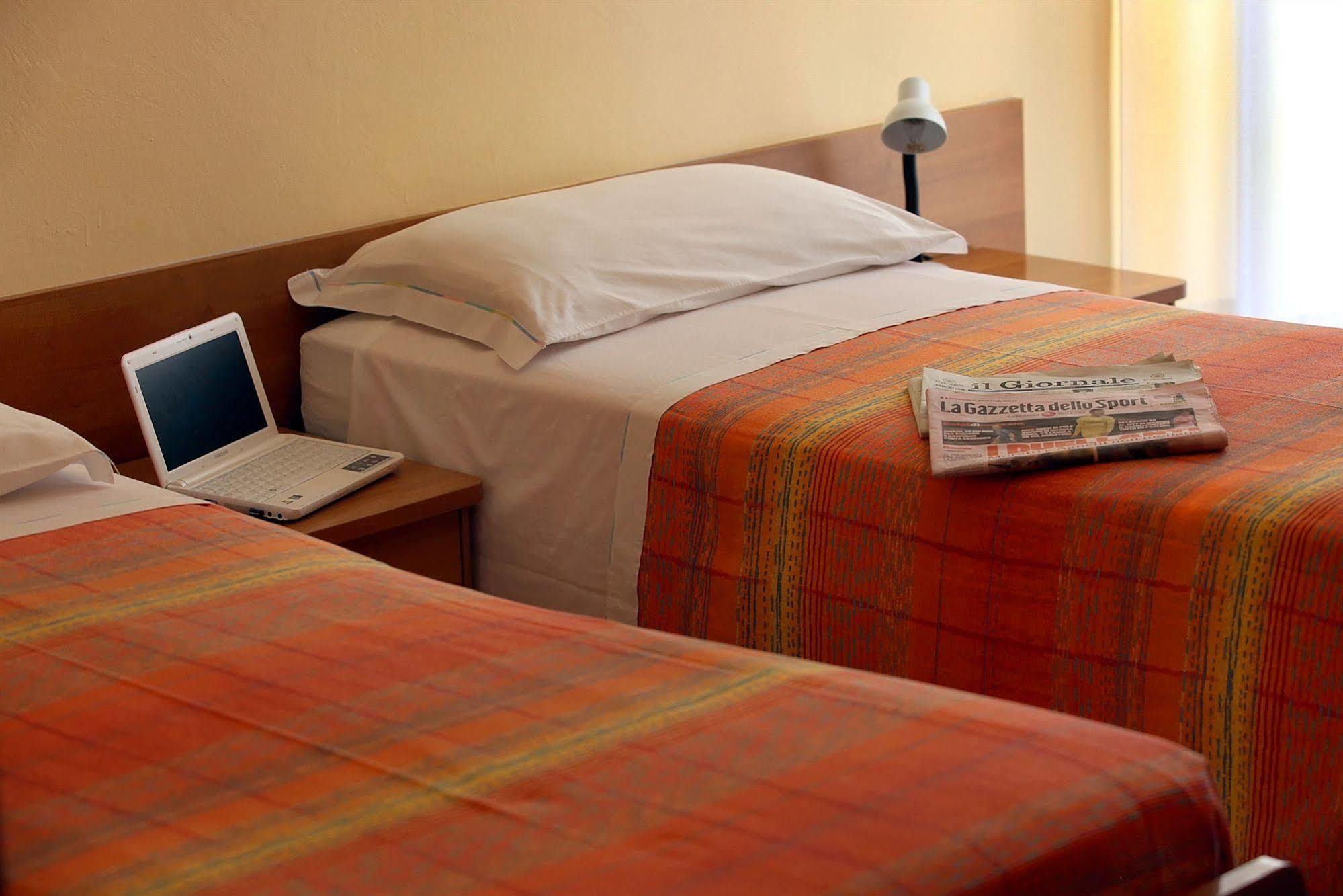 Albergo Centopini Gemmano ภายนอก รูปภาพ